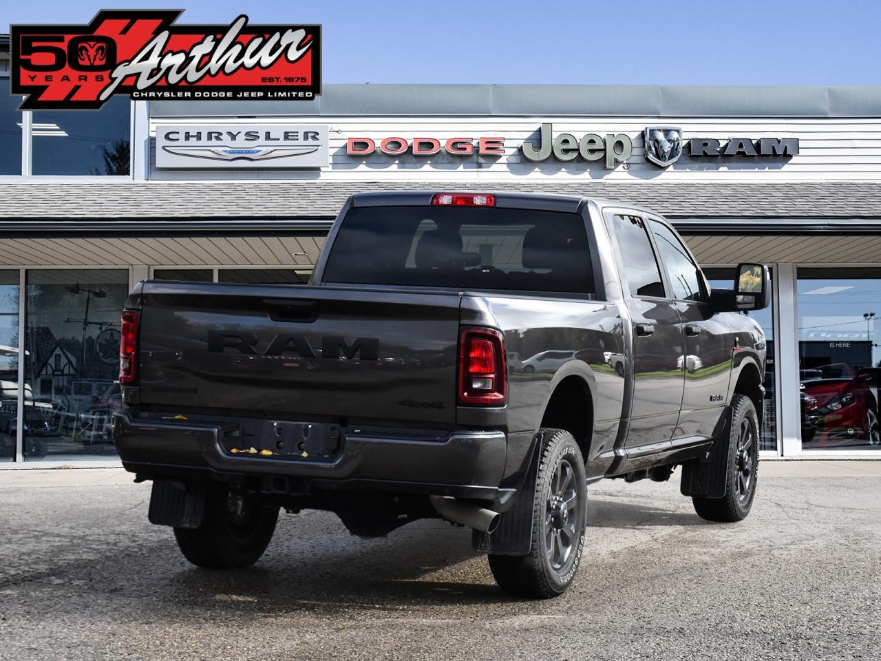 2025 RAM 2500 BIG HORN CREW CAB NIGHT EDITION 4X4 Photo3