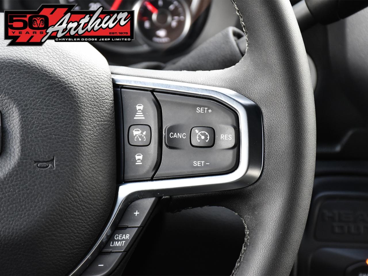 2025 RAM 2500 BIG HORN CREW CAB NIGHT EDITION 4X4 Photo