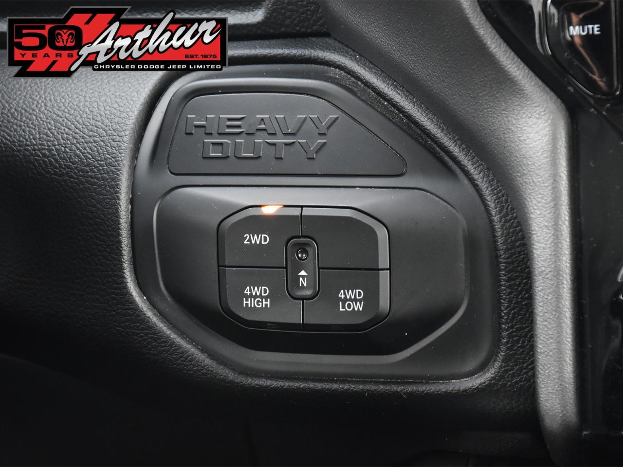 2025 RAM 2500 BIG HORN CREW CAB NIGHT EDITION 4X4 Photo