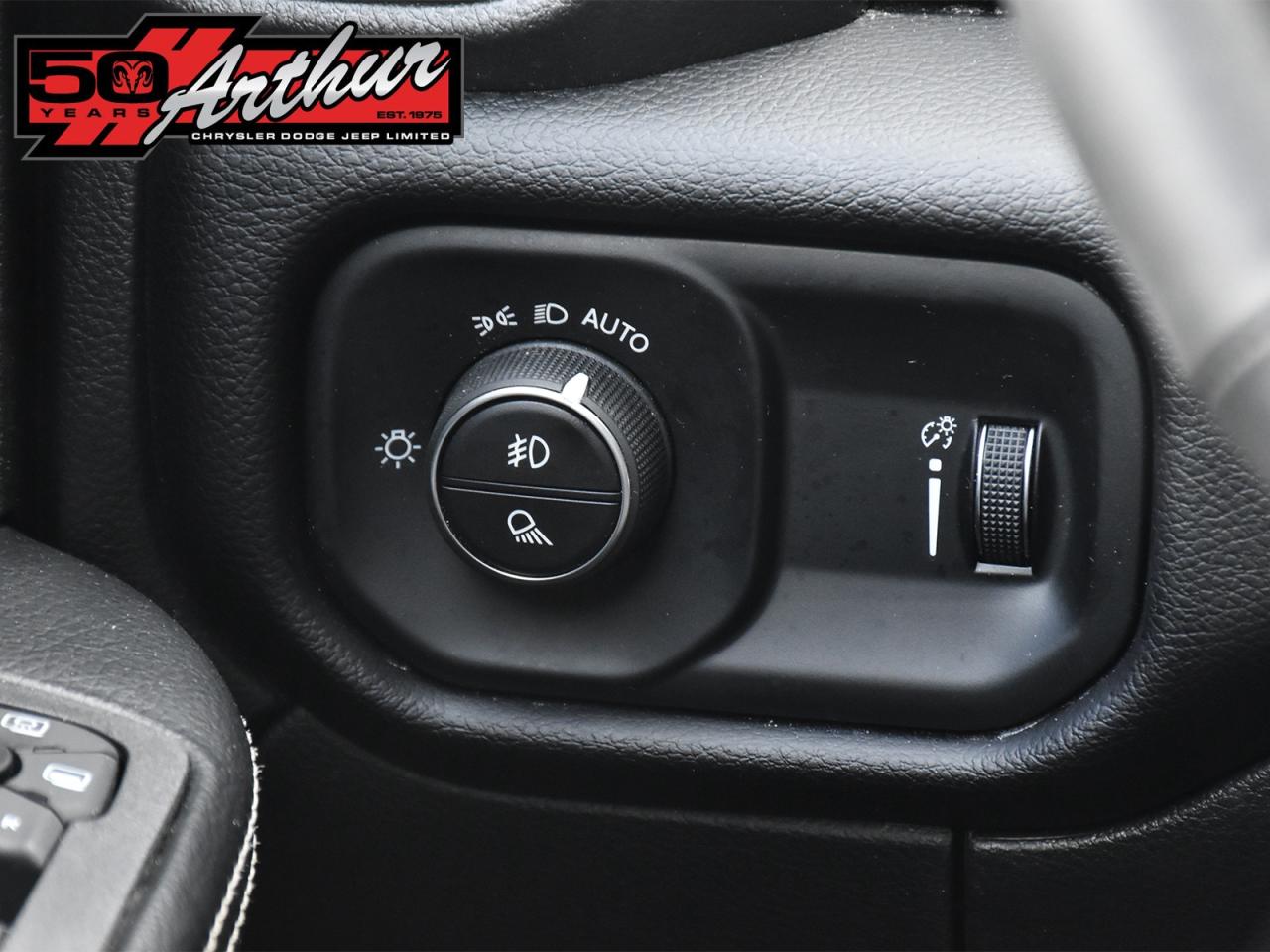 2025 RAM 2500 BIG HORN CREW CAB NIGHT EDITION 4X4 Photo