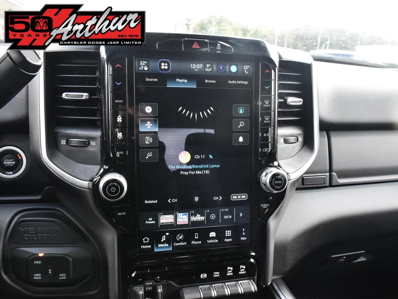 2025 RAM 2500 BIG HORN CREW CAB NIGHT EDITION 4X4 Photo