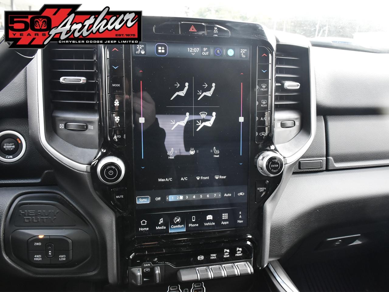 2025 RAM 2500 BIG HORN CREW CAB NIGHT EDITION 4X4 Photo