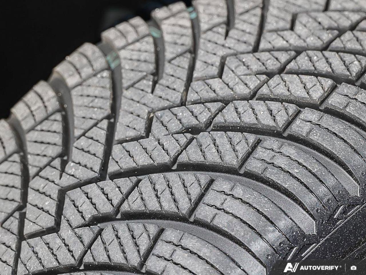 2020 Cadillac XT6 AWD SportSPORT, V6, AWD, 6-PASS, NAV, ROOF, CERTIF Photo