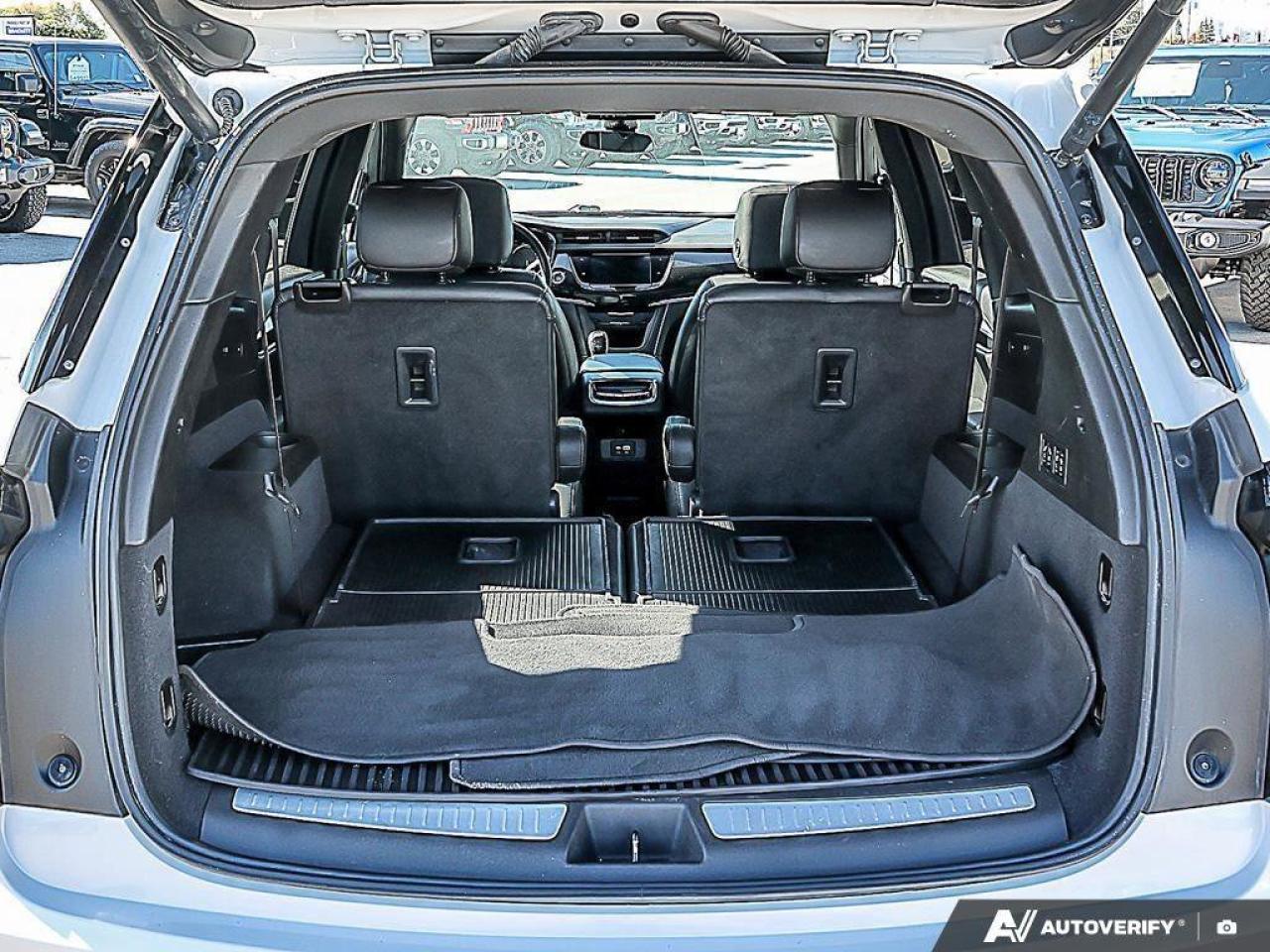 2020 Cadillac XT6 AWD SportSPORT, V6, AWD, 6-PASS, NAV, ROOF, CERTIF Photo