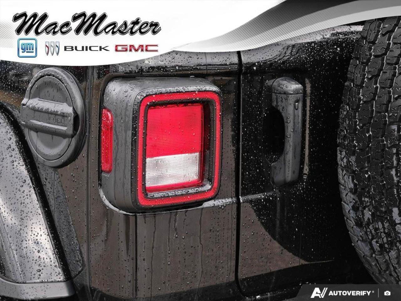 2023 Jeep Wrangler SaharaSAHARA, 2.0T, NAV, HEATED CLOTH, SKYTOP, 1-O Photo