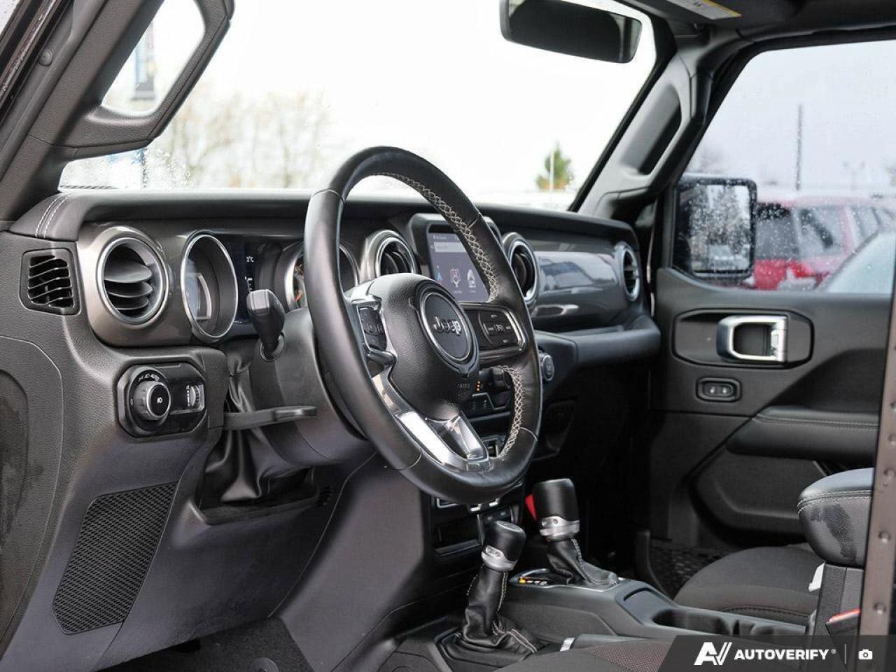 2023 Jeep Wrangler SaharaSAHARA, 2.0T, NAV, HEATED CLOTH, SKYTOP, 1-O Photo