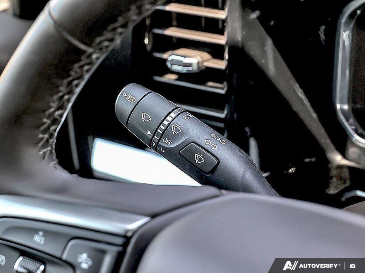 2024 Chevrolet Silverado 1500 LTLT, CREW, 4X4, 5.3L, HEATED CLOTH, 1-OWNER, CLEA Photo