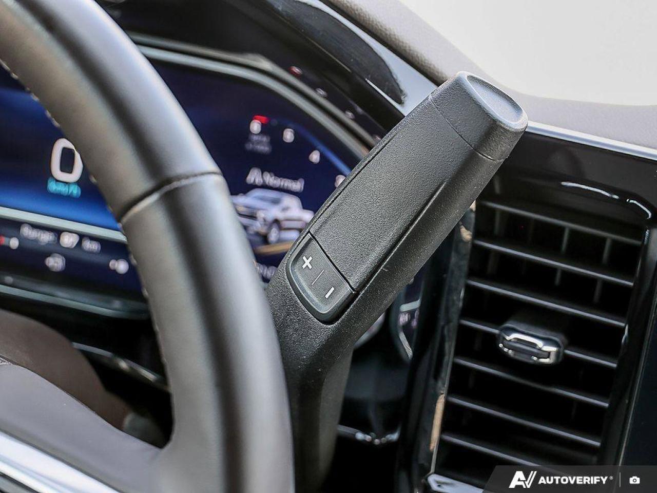 2024 Chevrolet Silverado 1500 LTLT, CREW, 4X4, 5.3L, HEATED CLOTH, 1-OWNER, CLEA Photo