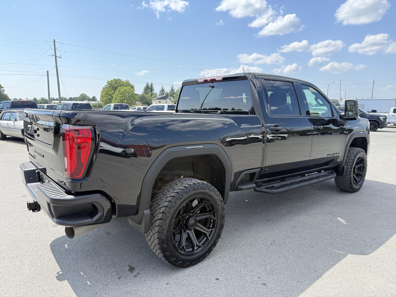 2022 GMC SIERRA 2500HD 4WD Crew Cab 159  AT4 Photo