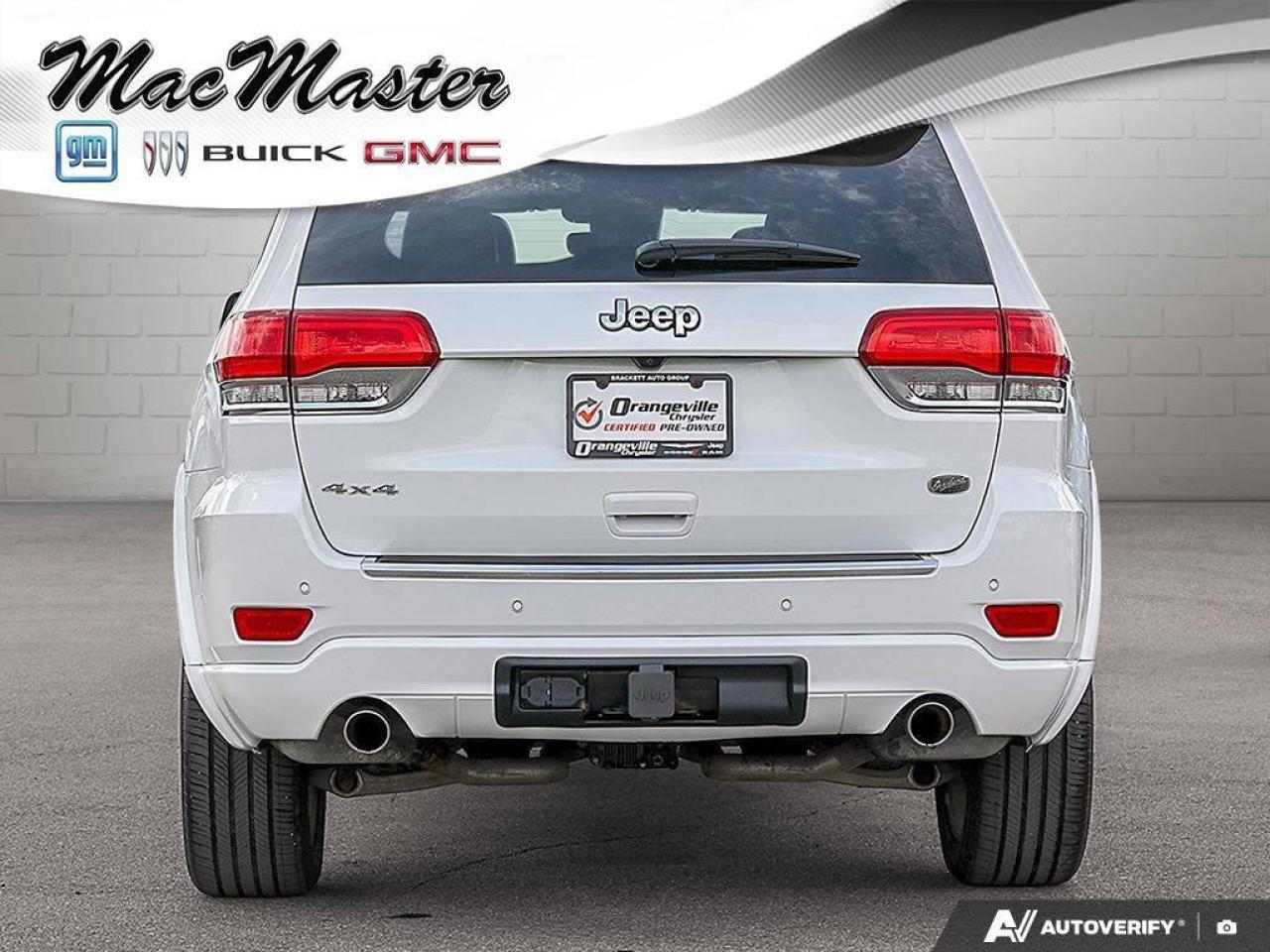 2018 Jeep Grand Cherokee OverlandOVERLAND, HEMI, 4X4, NAV, ROOF, HTD/COOL! Photo4