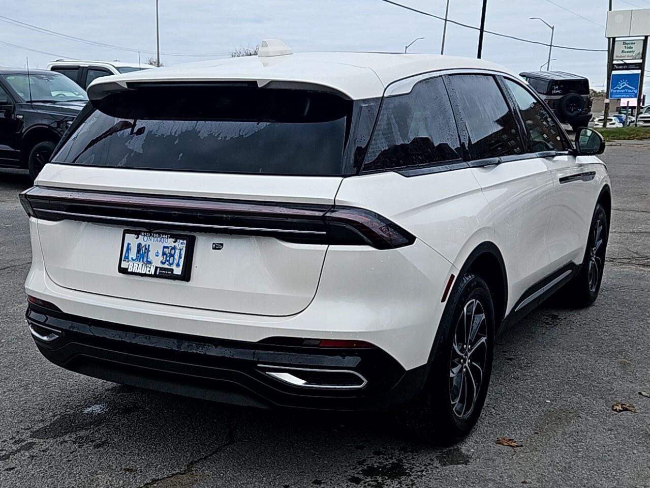 2025 Lincoln Nautilus Premiere AWD Photo