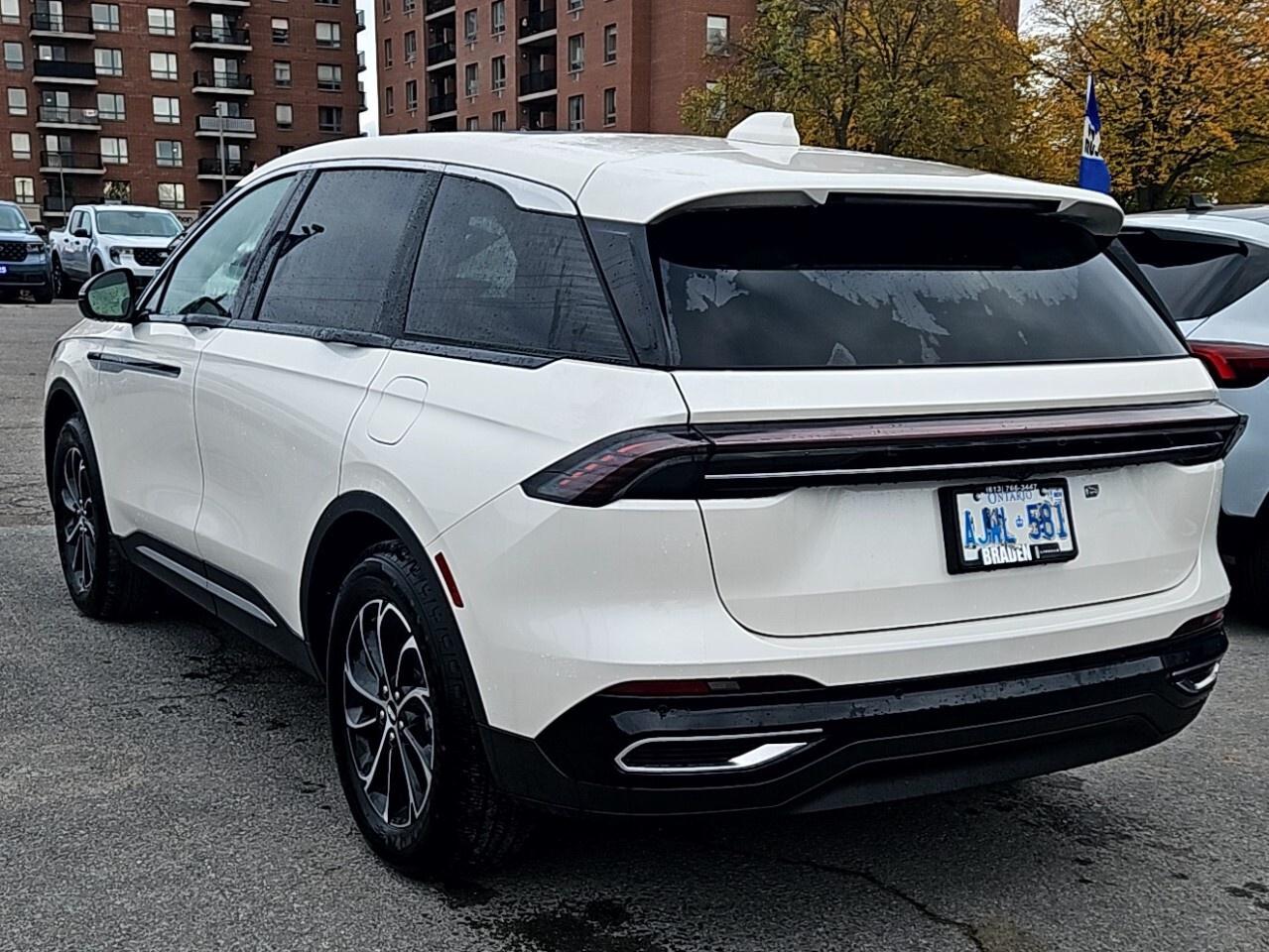 2025 Lincoln Nautilus Premiere AWD Photo
