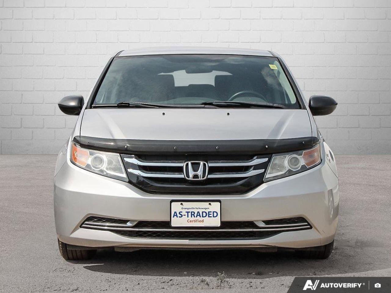 2015 Honda Odyssey SEAS-TRADED, BACKUP CAM, BLUETOOTH, TRI-ZONE CLIMA Photo