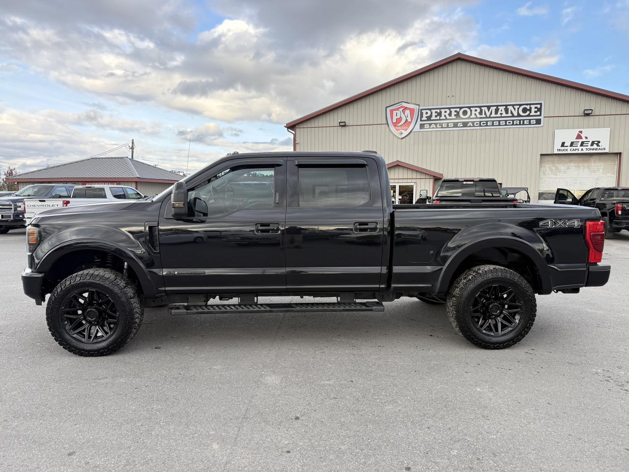 2020 Ford F-250 LARIAT BDS LIFT/WHEEL/TIRE PKG!! Photo