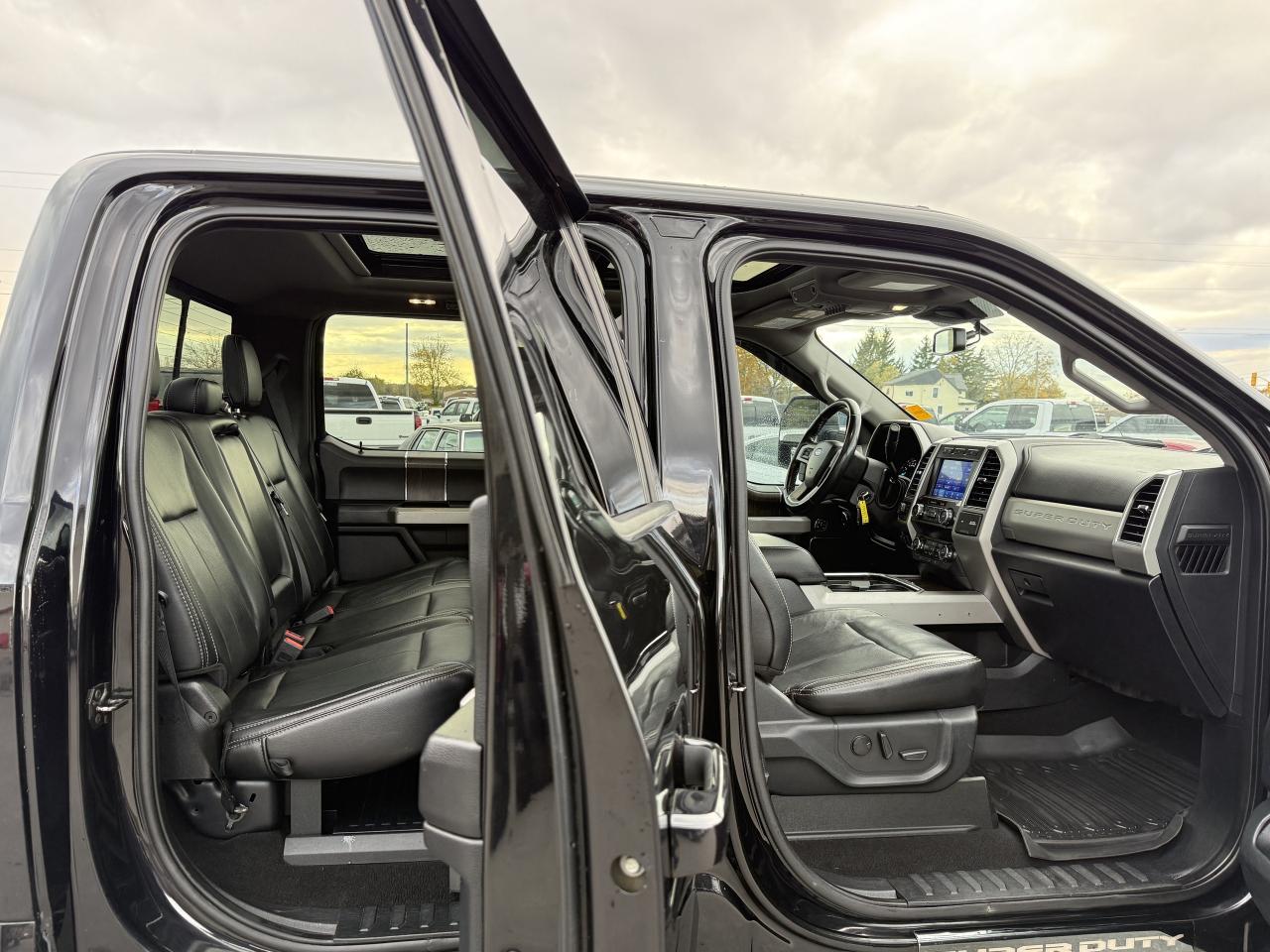 2020 Ford F-250 LARIAT BDS LIFT/WHEEL/TIRE PKG!! Photo