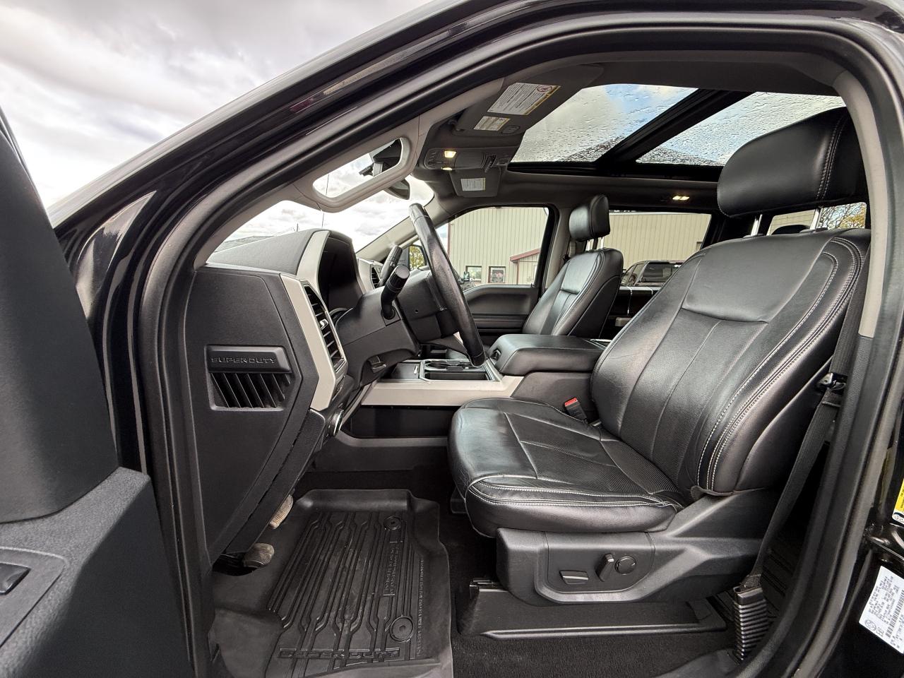 2020 Ford F-250 LARIAT BDS LIFT/WHEEL/TIRE PKG!! Photo