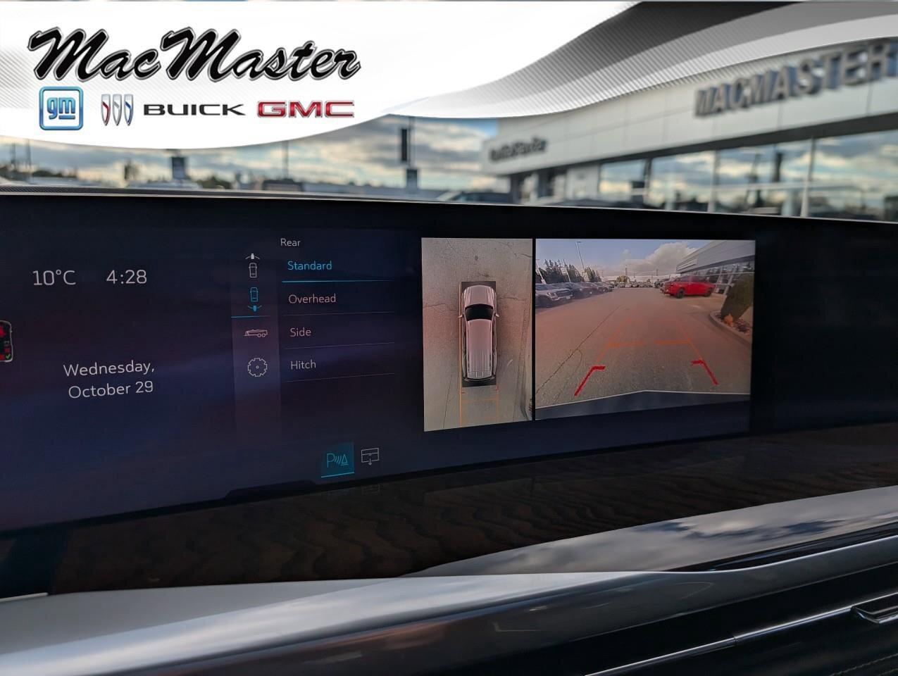 2025 Cadillac Escalade 4WD Sport PlatinumSPORT PLATINUM, 6.2L, COMPANY DE Photo