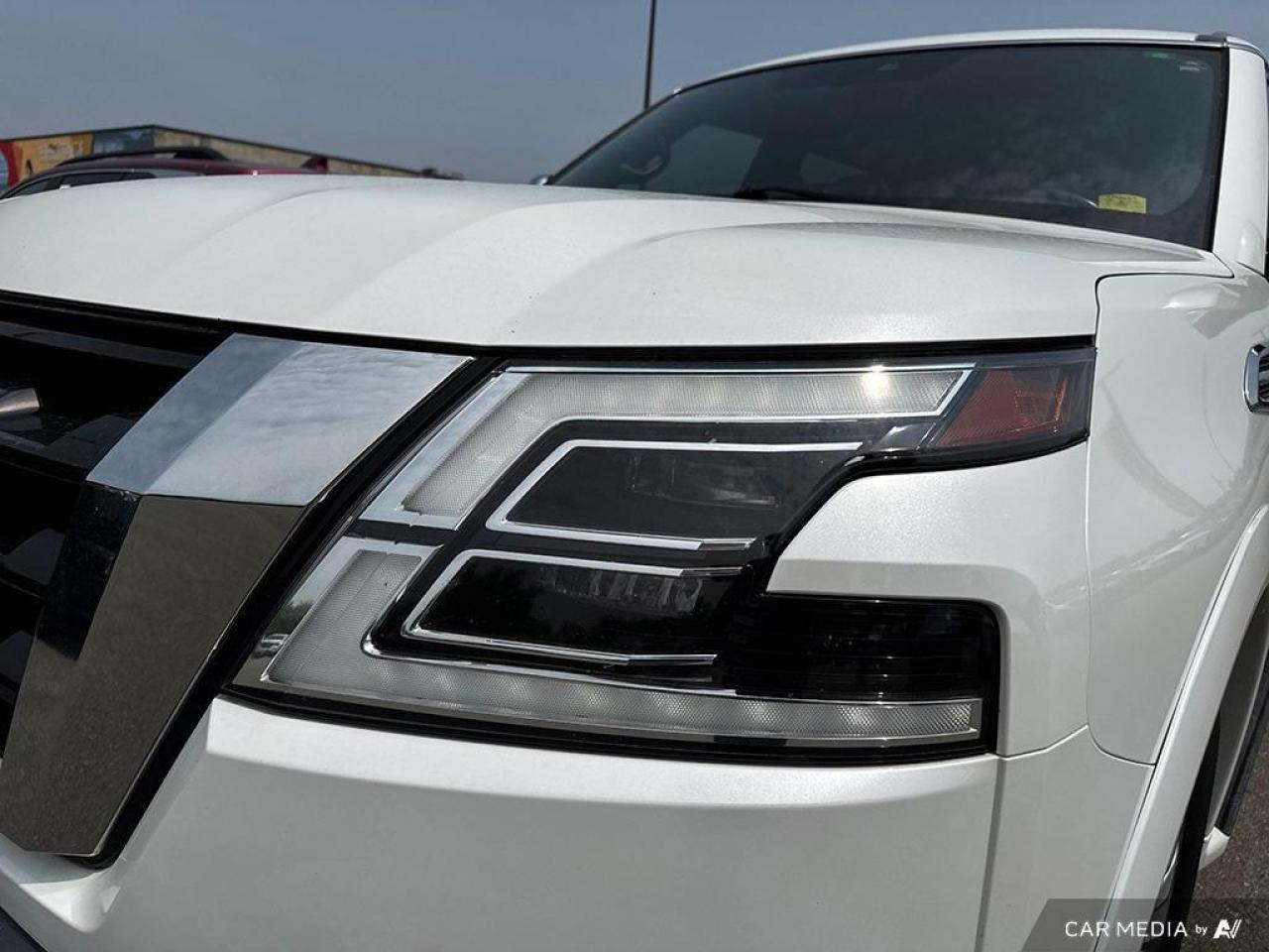 2021 Nissan Armada Platinum BACKUP CAM   BLUETOOTH   HTD & CLD LTHR S Photo