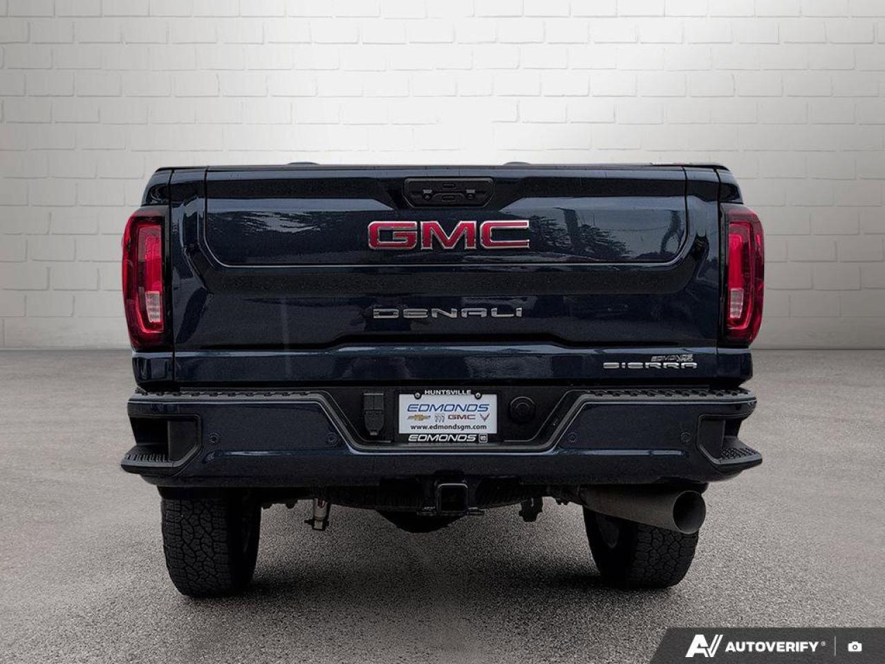 2023 GMC SIERRA 2500HD Denali  DENALI ULTIMATE PACKAGE   SUNROOF Photo