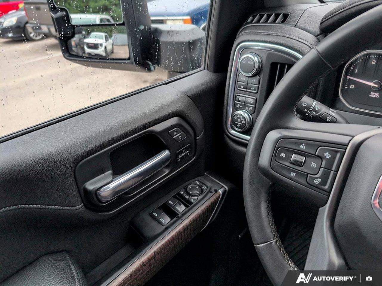 2023 GMC SIERRA 2500HD Denali  DENALI ULTIMATE PACKAGE   SUNROOF Photo