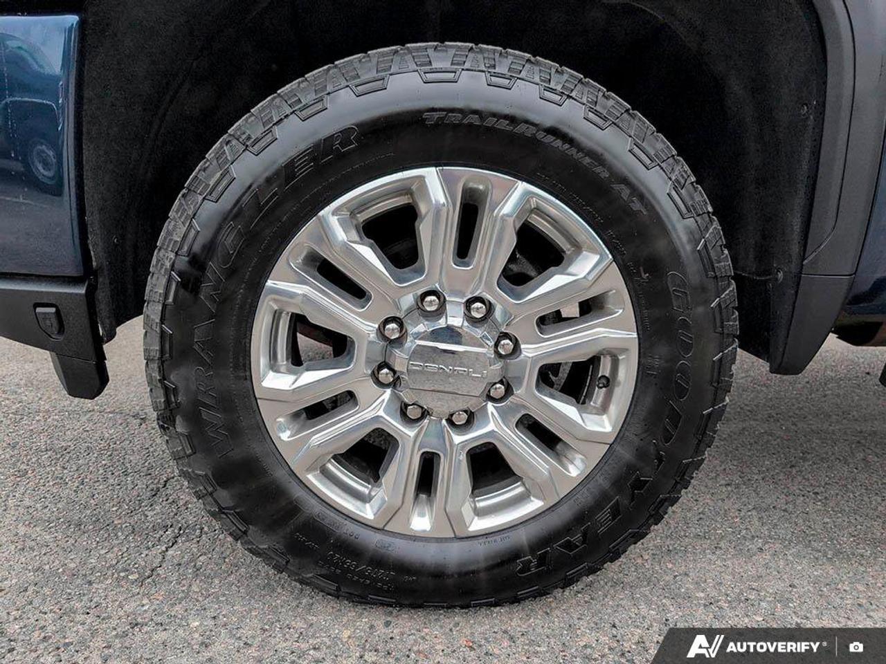 2023 GMC SIERRA 2500HD Denali  DENALI ULTIMATE PACKAGE   SUNROOF Photo