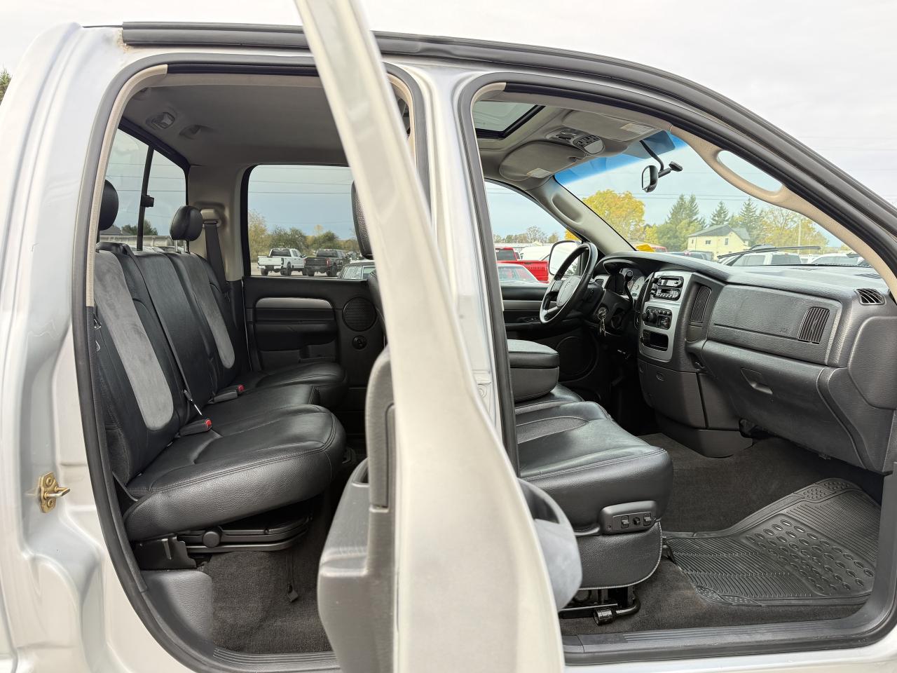 2005 Dodge Ram 2500 QUAD CAB LIFT/WHEEL/TIRE PKG!! Photo