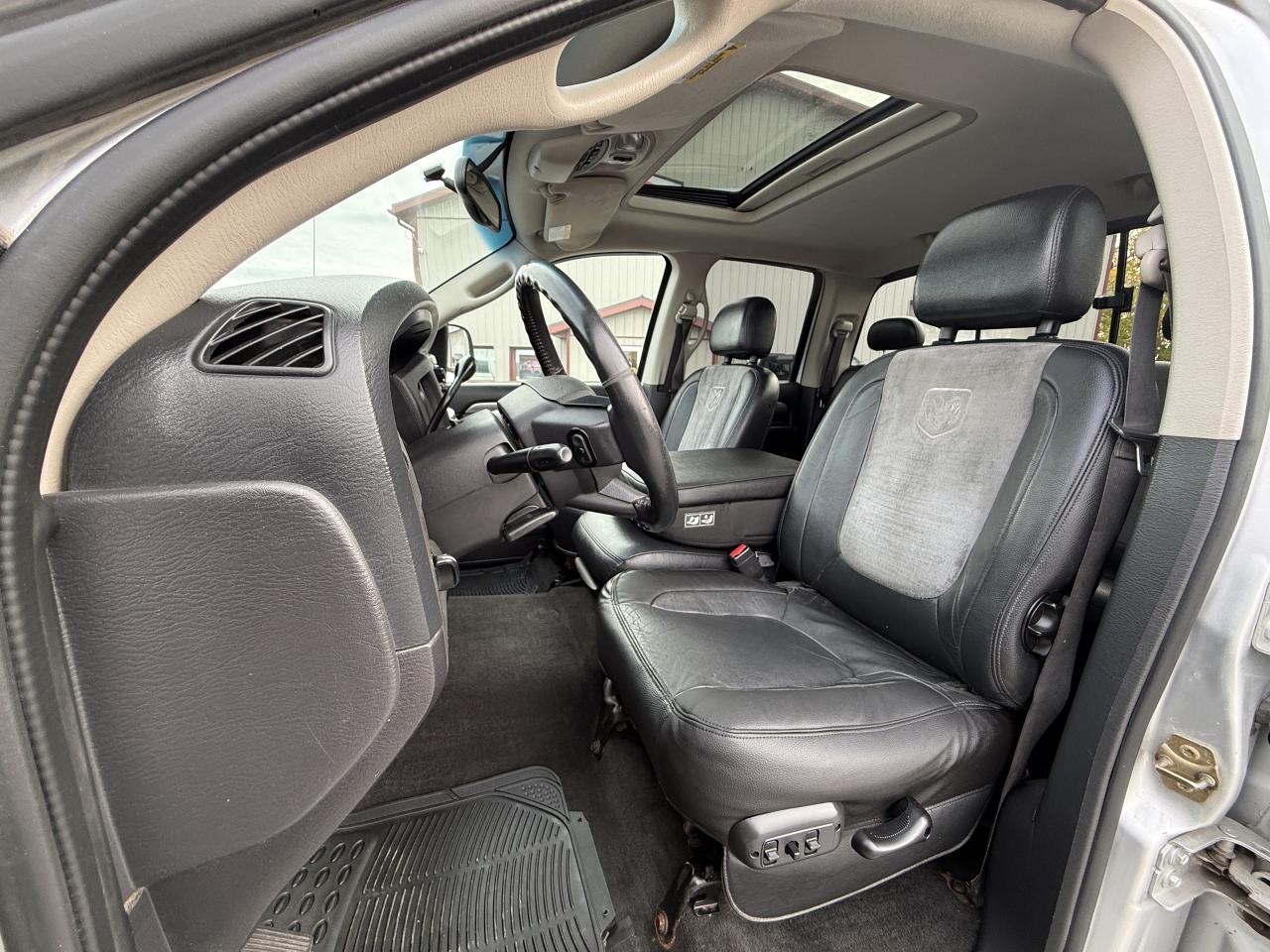 2005 Dodge Ram 2500 QUAD CAB LIFT/WHEEL/TIRE PKG!! Photo