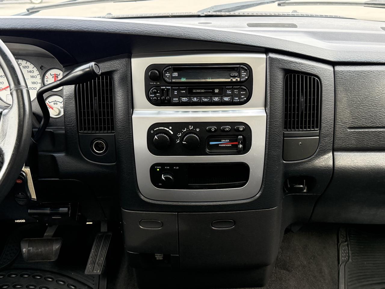 2005 Dodge Ram 2500 QUAD CAB LIFT/WHEEL/TIRE PKG!! Photo