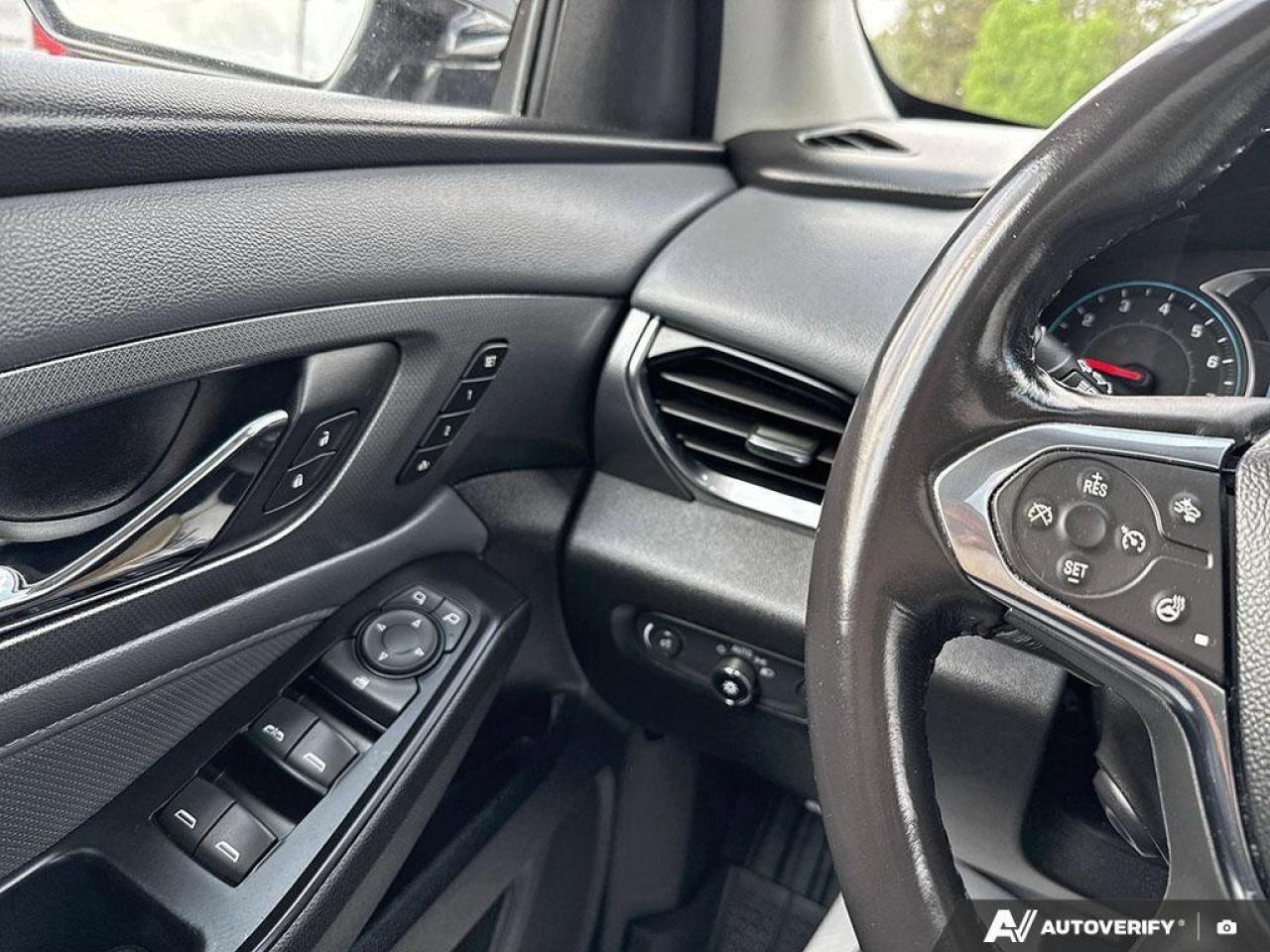 2019 Chevrolet Traverse Premier   SPACIOUS AND COMFORTABLE   LEATHER   DUA Photo