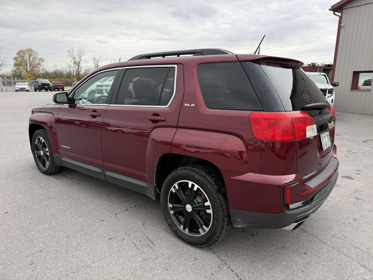 2017 GMC Terrain AWD 4dr SLE w-SLE-2 Photo3