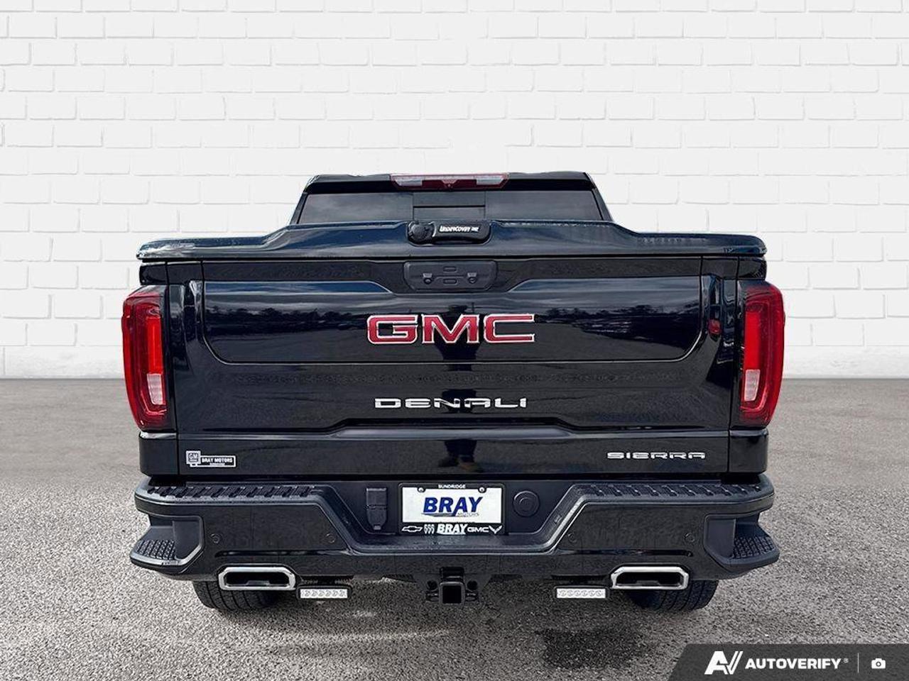 2022 GMC Sierra 1500 Denali   TONNEAU COVER, RUNNING BOARDS, Photo3