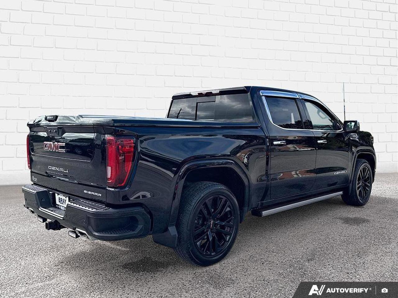 2022 GMC Sierra 1500 Denali   TONNEAU COVER, RUNNING BOARDS, Photo