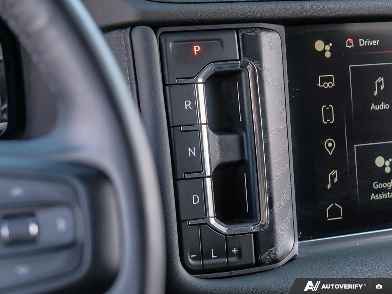 2023 GMC Yukon XL DenaliDENALI, 6.2L, NAV, ROOF, REAR ENTERTAINMENT, Photo