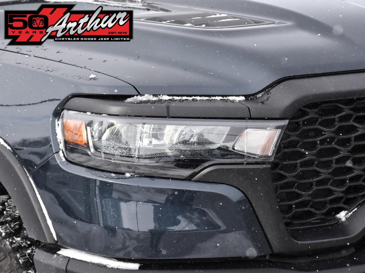 2025 RAM 1500 REBEL X CREW CAB 4X4 - ONLY 8,601 KM Photo