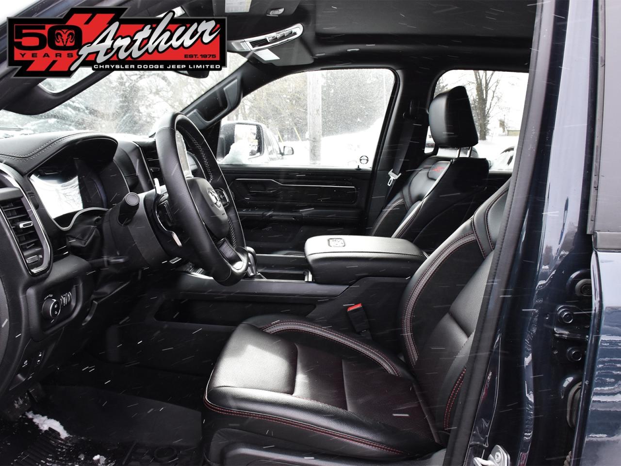 2025 RAM 1500 REBEL X CREW CAB 4X4 - ONLY 8,601 KM Photo