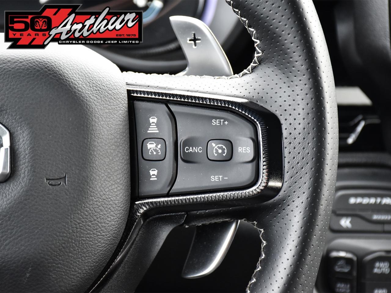 2025 RAM 1500 REBEL X CREW CAB 4X4 - ONLY 8,601 KM Photo