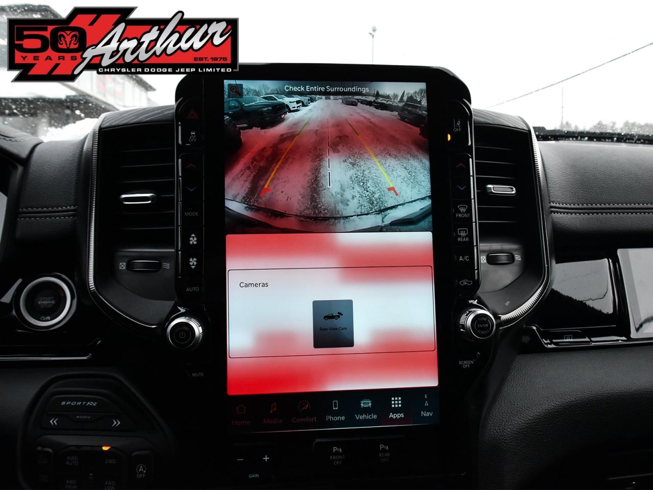 2025 RAM 1500 REBEL X CREW CAB 4X4 - ONLY 8,601 KM Photo