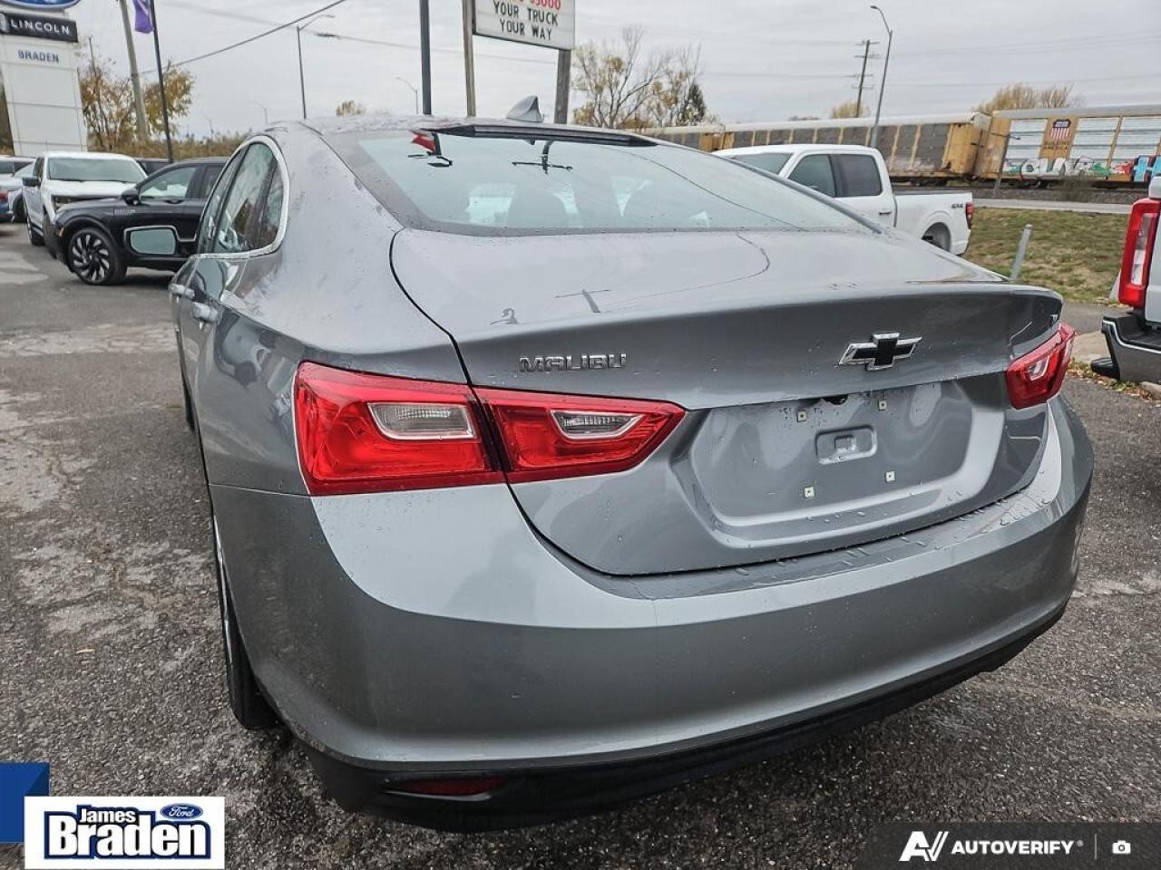 2023 Chevrolet Malibu LT   LOW KM   ONE-OWNER Photo