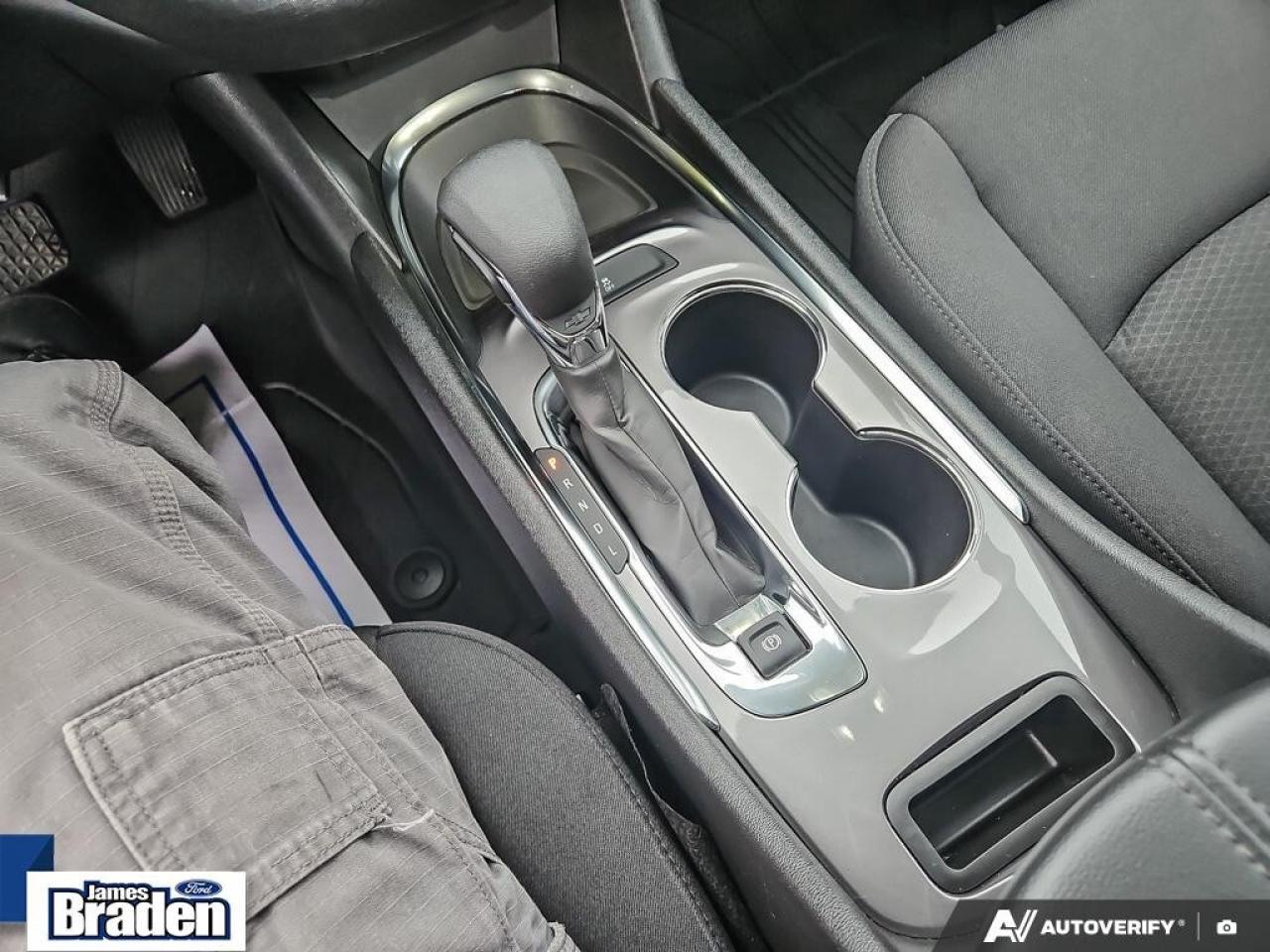 2023 Chevrolet Malibu LT   LOW KM   ONE-OWNER Photo