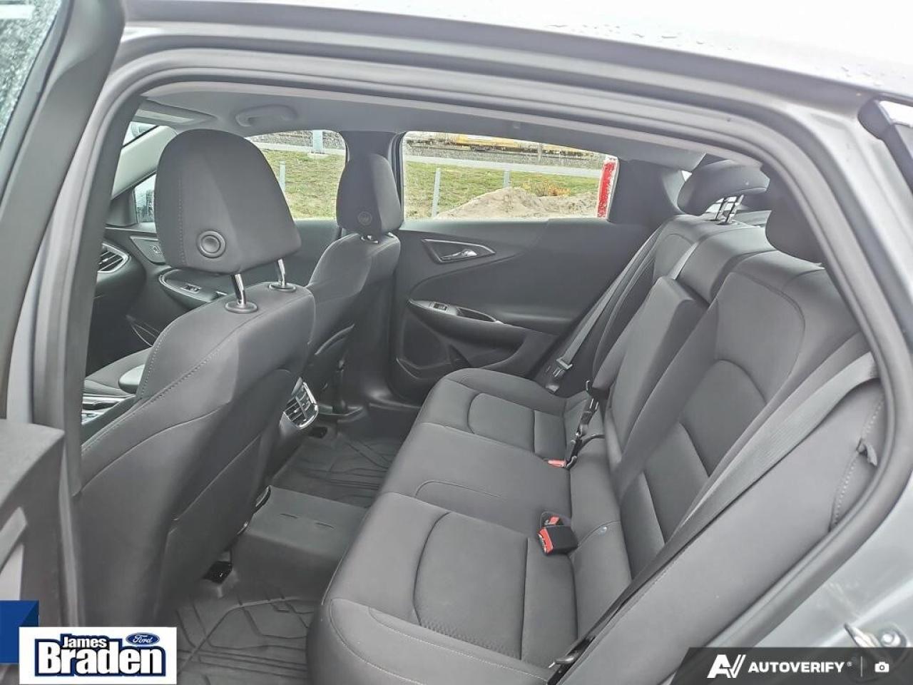 2023 Chevrolet Malibu LT   LOW KM   ONE-OWNER Photo