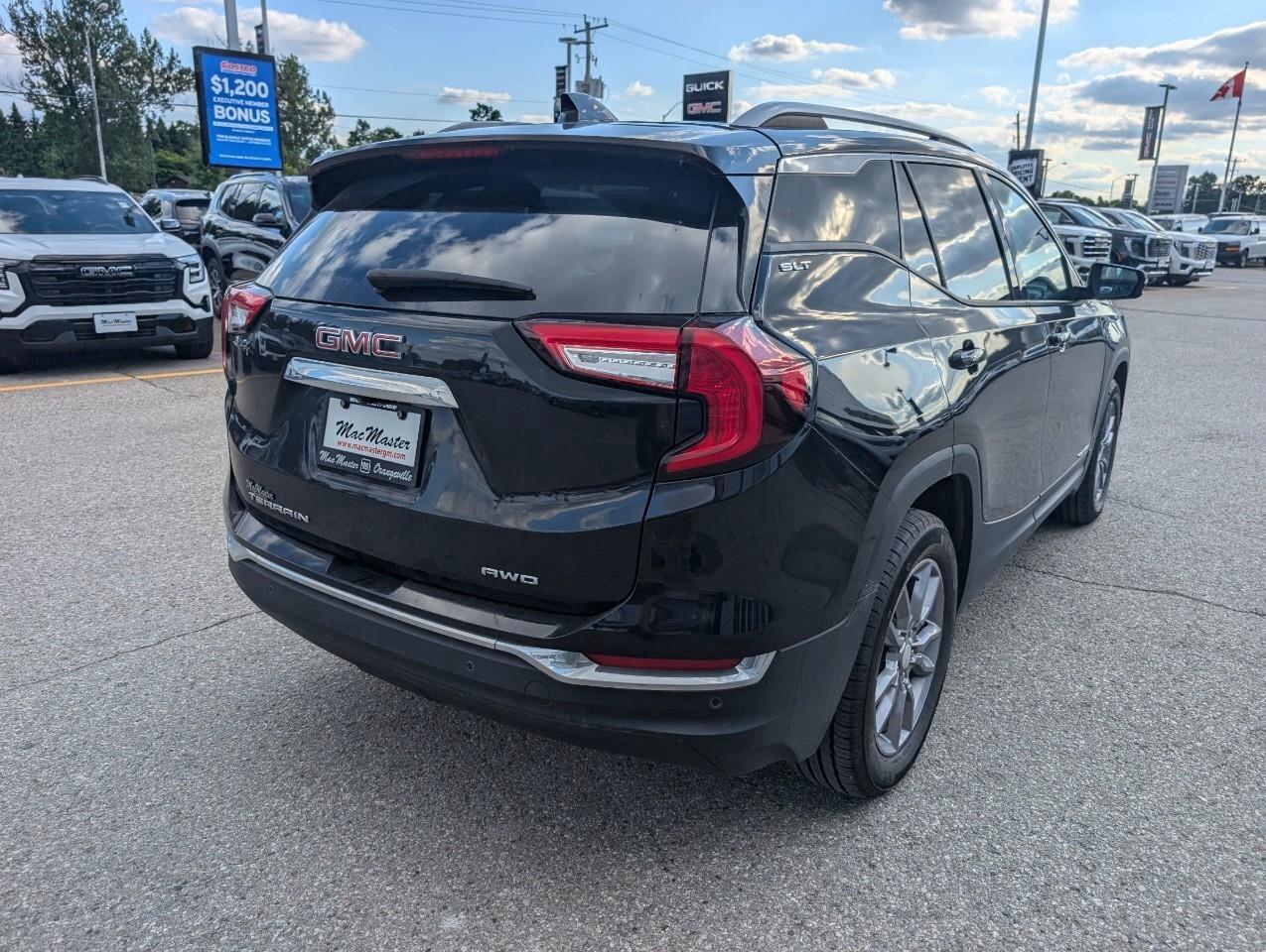 2022 GMC Terrain SLTSLT PRO GRADE, AWD, 1.5T, NAV, 1-OWNER! Photo