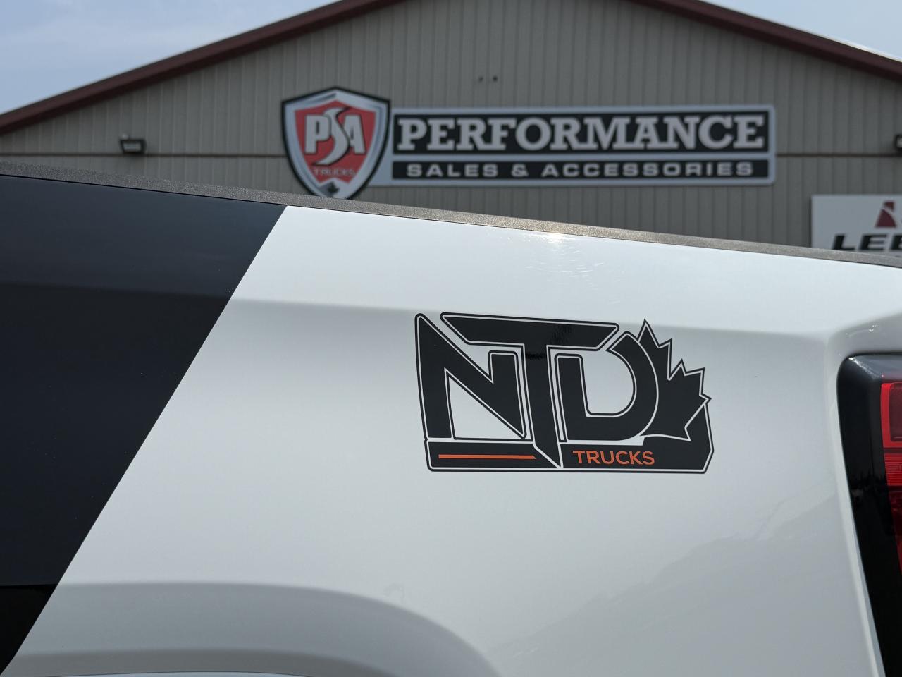 2024 GMC Sierra 1500 ELEVATION BDS COILOVER LIFT/WHEEL/TIRE PKG!! Photo