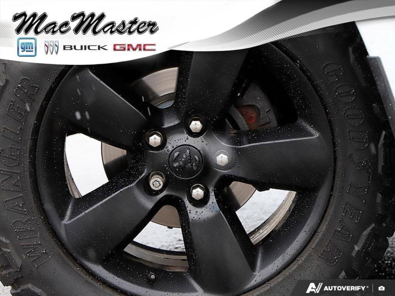 2022 RAM 1500 Classic ExpressBLACK EXPRESS, NIGHT, CREW, 4X4, HEMI, SUB Photo