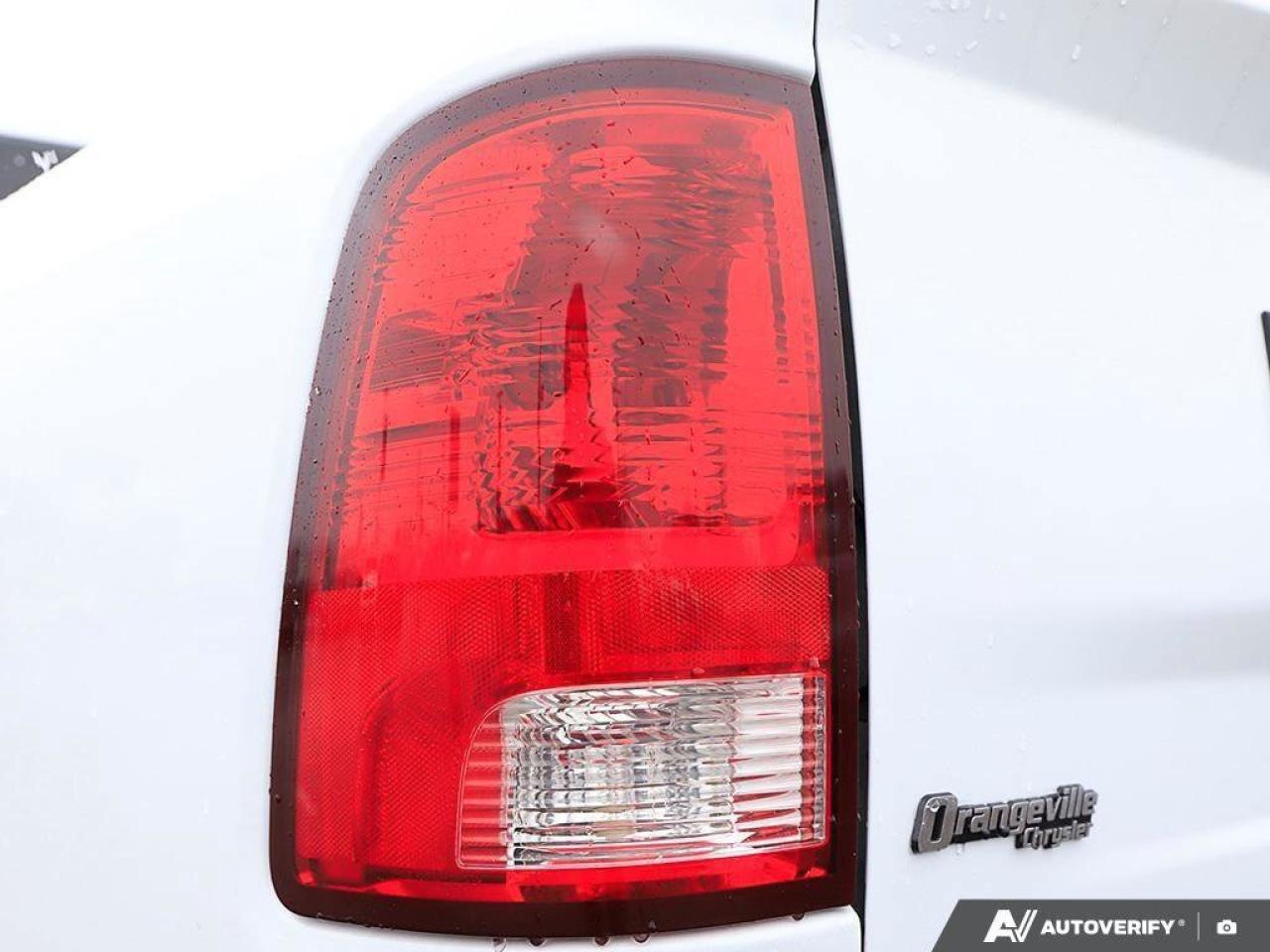 2022 RAM 1500 Classic ExpressBLACK EXPRESS, NIGHT, CREW, 4X4, HEMI, SUB Photo