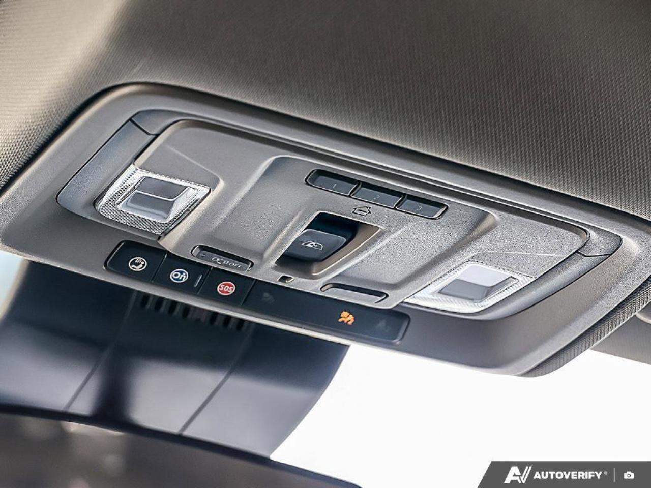 2023 GMC Sierra 1500 SLESLE, CREW, 4X4, 5.3L, HEATED CLOTH, TOW, 1-OWNE Photo