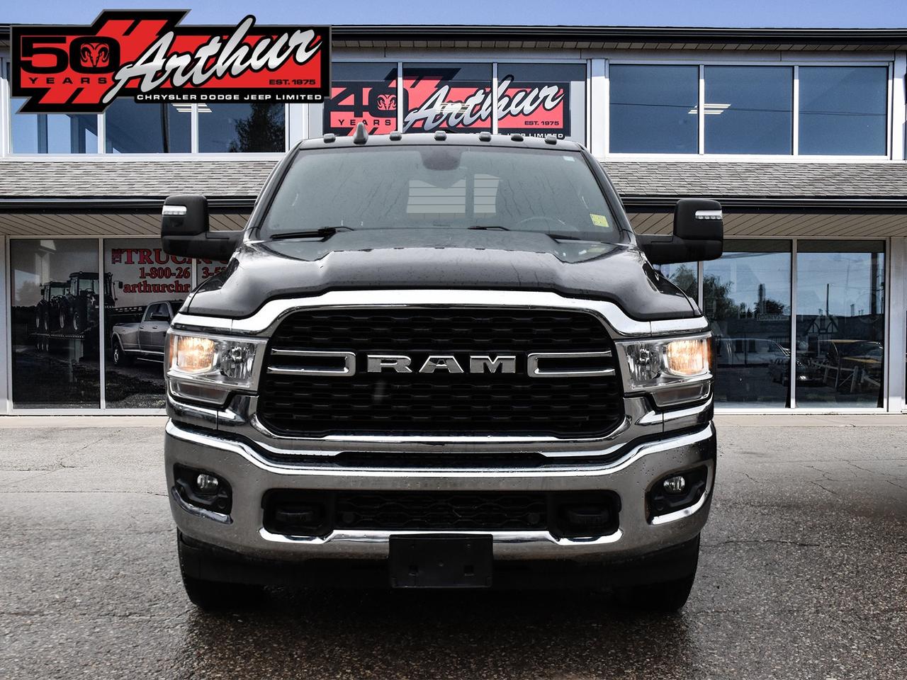 2023 RAM 2500 Big Horn Crew Cab 4x4 Photo