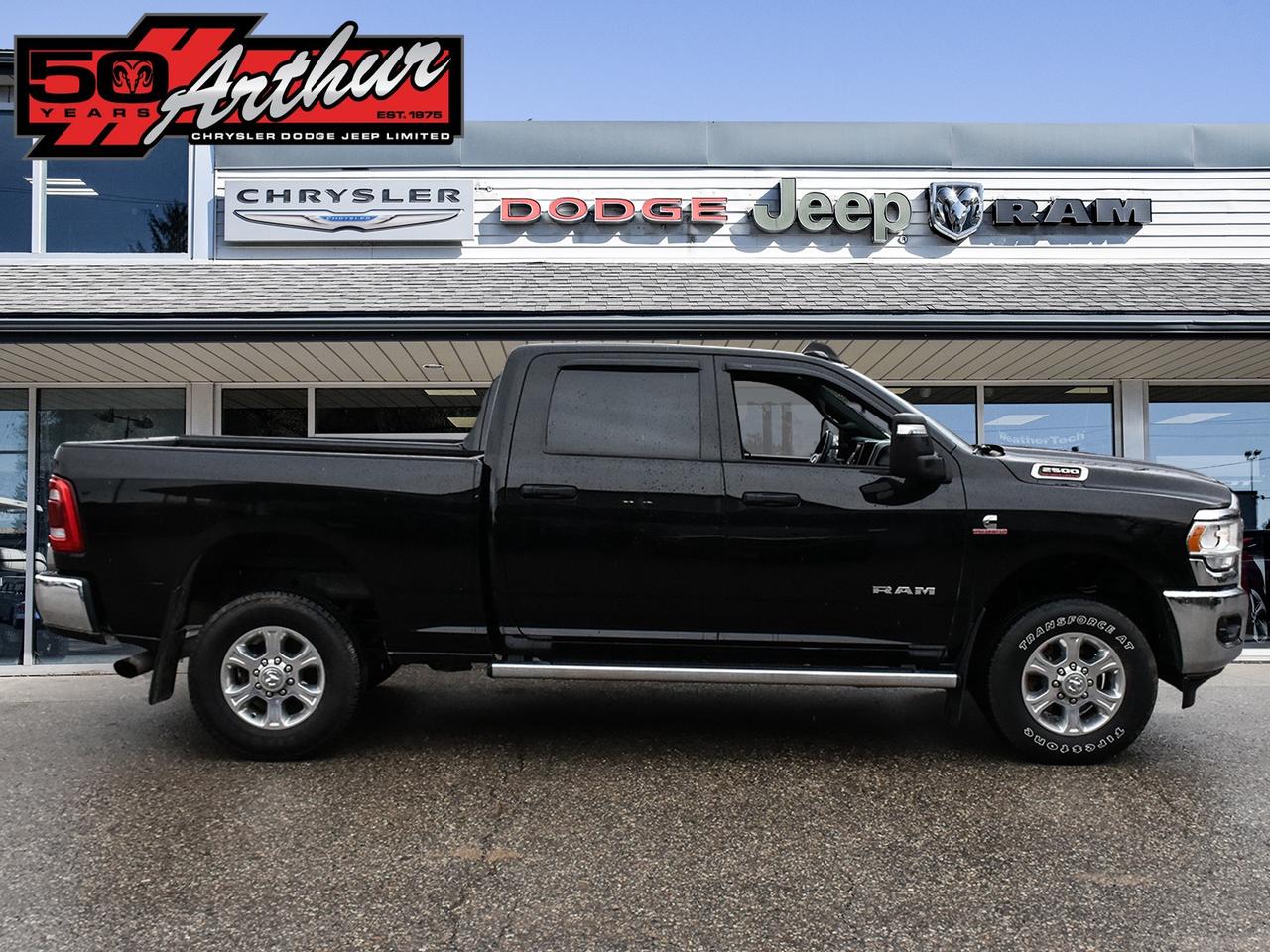 2023 RAM 2500 Big Horn Crew Cab 4x4 Photo2