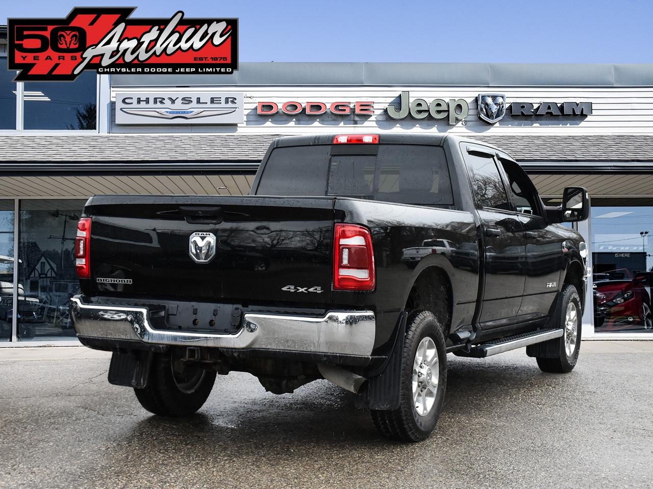 2023 RAM 2500 Big Horn Crew Cab 4x4 Photo3