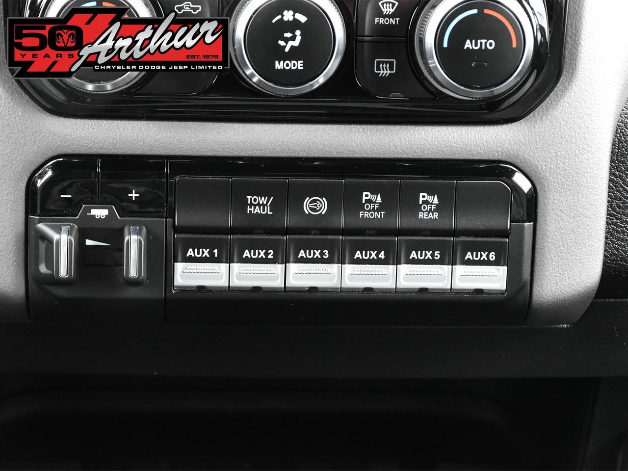 2023 RAM 2500 Big Horn Crew Cab 4x4 Photo