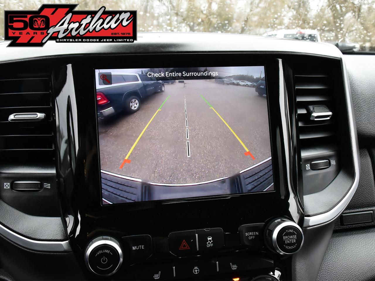 2023 RAM 2500 Big Horn Crew Cab 4x4 Photo